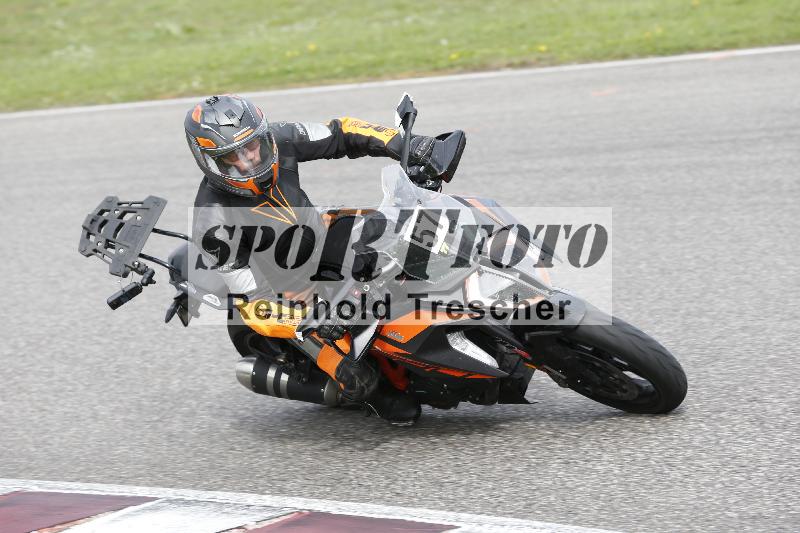 /53 16.09.2025 Track Day Domi Aegerter ADR/Gruppe gruen/57